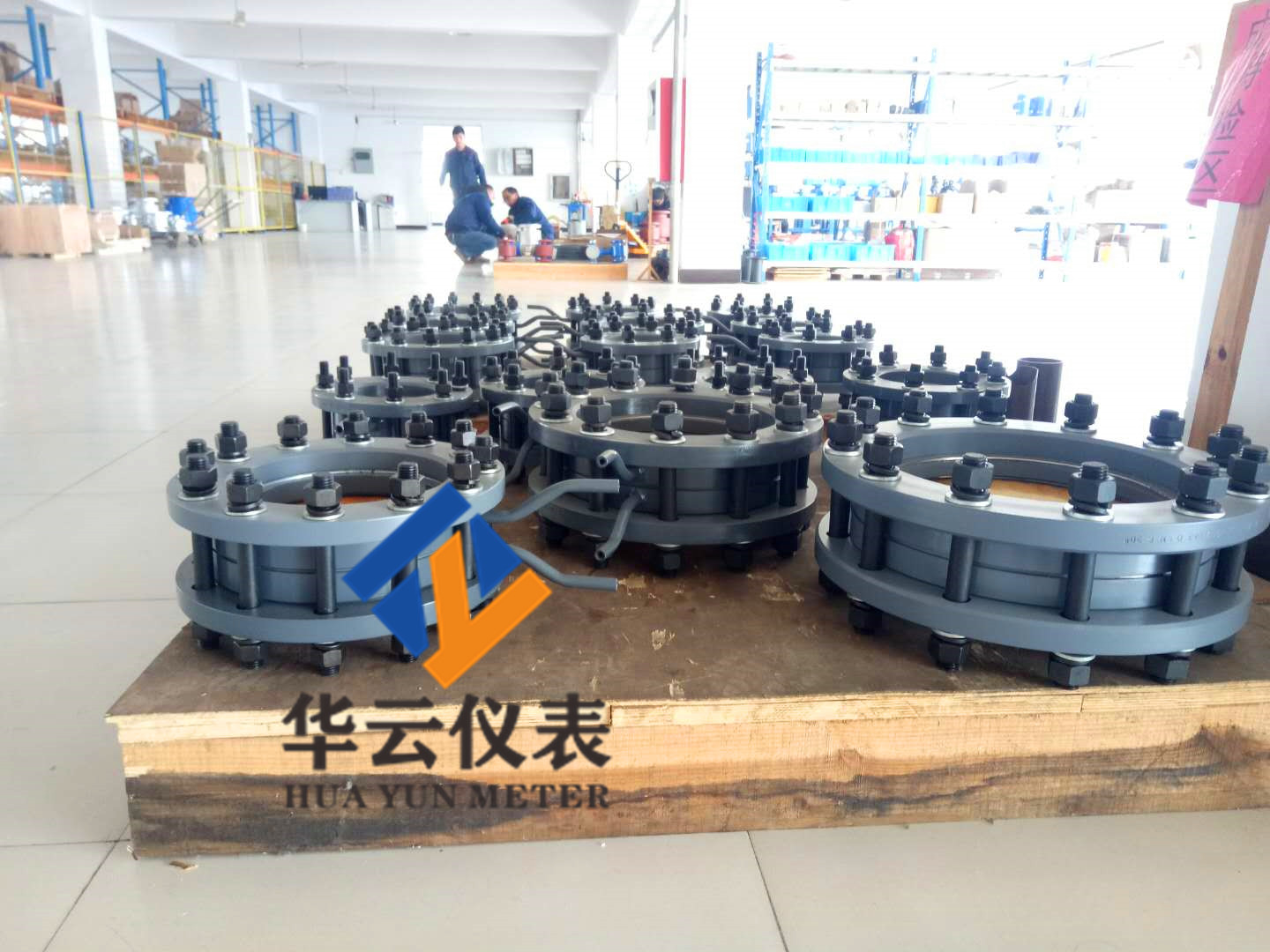 河北邢臺(tái)市孔板流量計(jì)發(fā)貨現(xiàn)場(chǎng)安裝圖